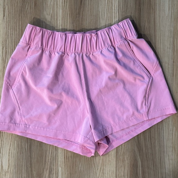 Columbia Pants - COLUMBIA Womens Pink Shorts, Size Medium. EUC.